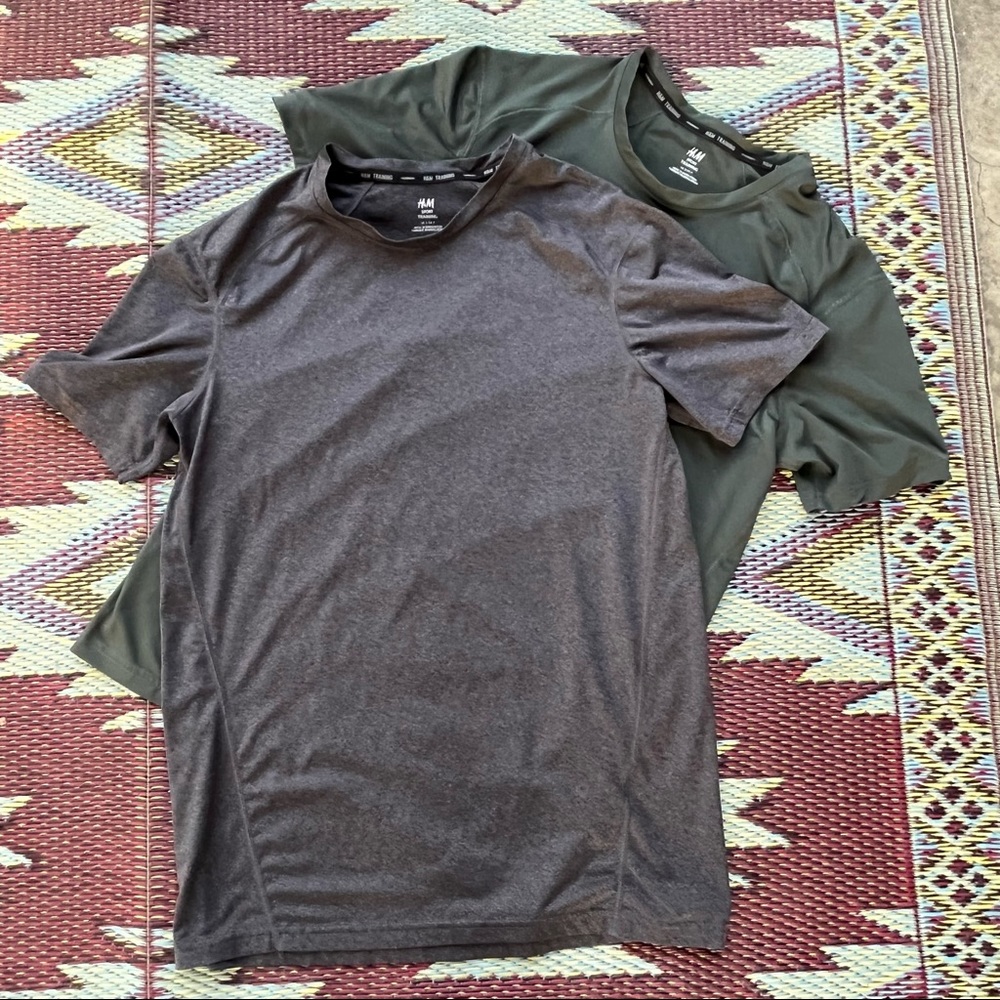 (2) Mens Small Tech Workout Shirts